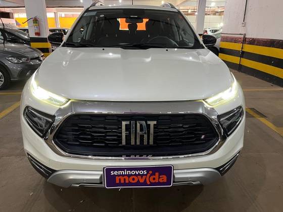 FIAT TORO 2.0 16V TURBO DIESEL VOLCANO 4WD AT9 FIAT TORO 2.0 16V TURBO DIESEL VOLCANO 4WD AT9